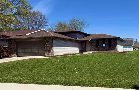 Exterior - 601 N Holly Ln, Griffith, IN 46319 photo 5 of 5