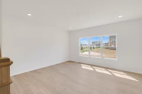 Living - 563 E 130th Ave, Crown Point, IN 46307 photo 1 of 3