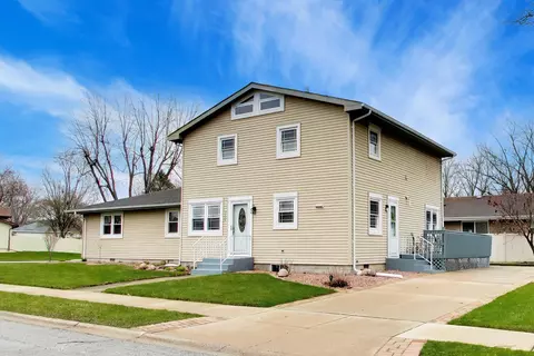 1936-1938 Patti Ln, Schererville, IN 46375