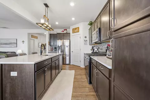 Kitchen - 7700 W 105th Ave, Crown Point, IN 46307 photo 6 of 6