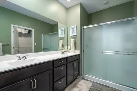 Bath - 7700 W 105th Ave, Crown Point, IN 46307 photo 1 of 2