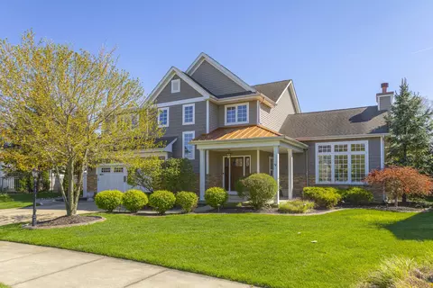 4403 Kilchurn Cir, Valparaiso, IN 46383