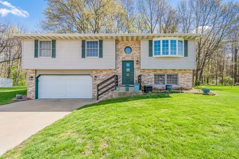 2207 Lily Ave, Portage, IN 46368