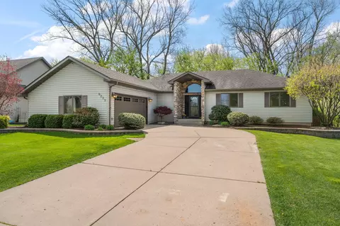 6233 76th Ave, Schererville, IN 46375