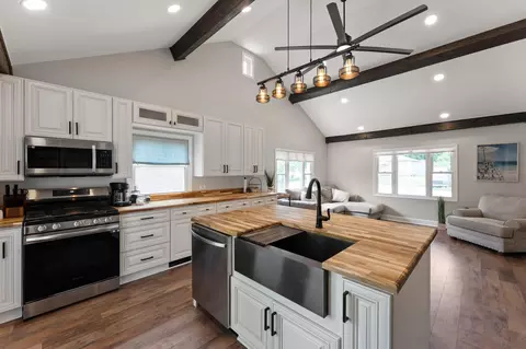 Kitchen - 355 S Howard St, Gary, IN 46403 photo 1 of 3
