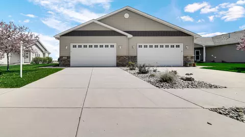 Exterior - 3889 Stadium St, Portage, IN 46368 photo 3 of 8