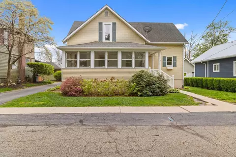 209 E Hawkins Ct, Culver, IN 46511