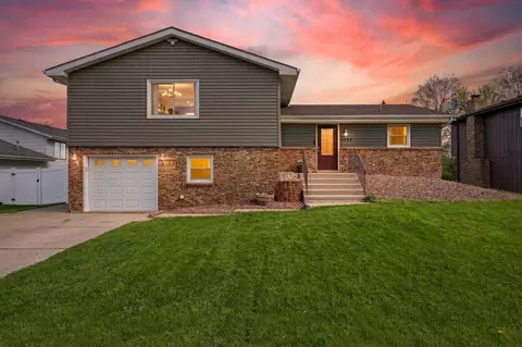 4954 W 86th Pl, Crown Point, IN 46307