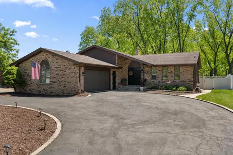 1148 Tamarack Pl, Munster, IN 46321