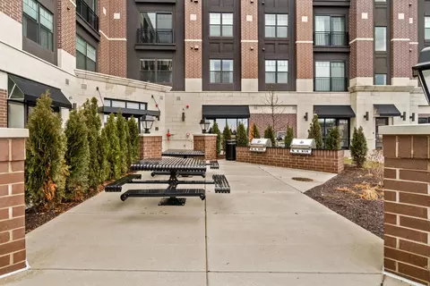 Exterior - 9610 N Centennial Dr #206, Munster, IN 46321 photo 3 of 4