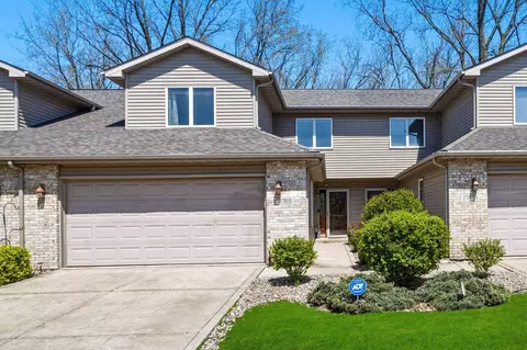 1765 Amber Dr, Hobart, IN 46342
