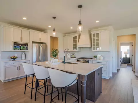 Kitchen - 505 Meadow Brooke Ln, Dyer, IN 46311 photo 2 of 3