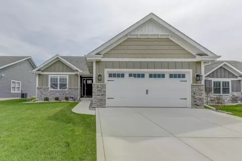 8595 Larkspur Ter, Saint John, IN 46373