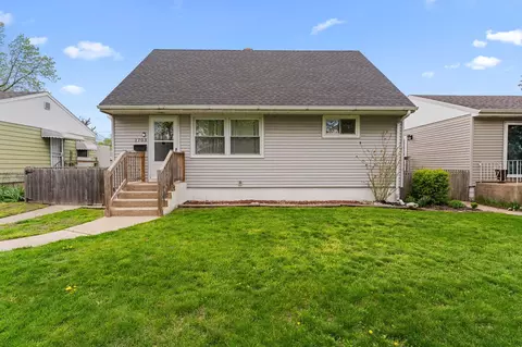 1703 170th Pl, Hammond, IN 46324