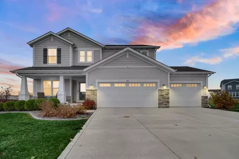 540 Lily Ct, Valparaiso, IN 46385