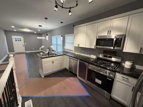 Kitchen - 132 W 43rd Ave, Gary, IN 46408 photo 4 of 5