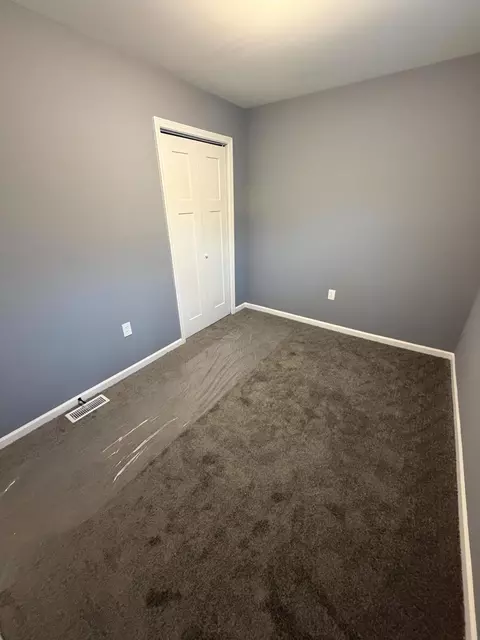 Bedroom - 132 W 43rd Ave, Gary, IN 46408 photo 3 of 3