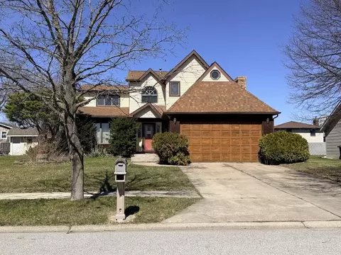 1604 W 99th Pl, Crown Point, IN 46307