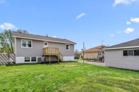 Exterior - 109 Potomac Dr, Dyer, IN 46311 photo 3 of 3