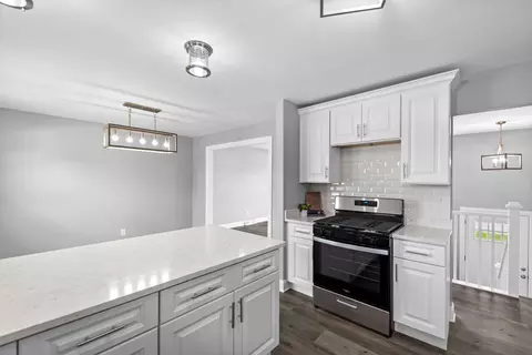Kitchen - 109 Potomac Dr, Dyer, IN 46311 photo 1 of 3