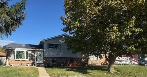 6100 Robbins Rd, Portage, IN 46368