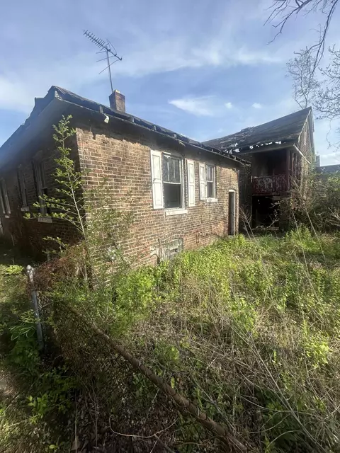 1168 Harrison St, Gary, IN 46407