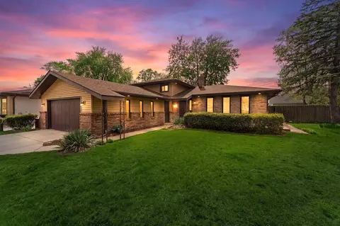 1532 N Woodlawn Pl, Griffith, IN 46319