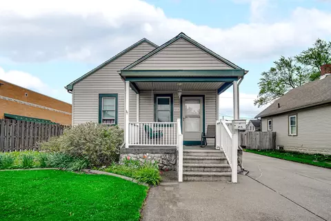 518 Grove St, La Porte, IN 46350