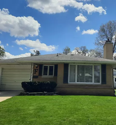 1214 Illinois Ave, La Porte, IN 46350