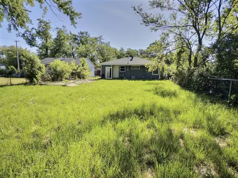 1038 Gibson Pl, Gary, IN 46403 photo 11