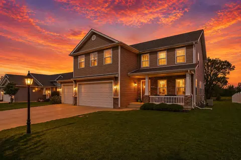688 Village Pkwy, Lowell, IN 46356