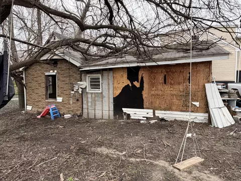1574 Jennings St, Gary, IN 46404