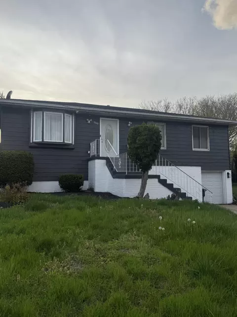 4114 Hawthorne St, East Chicago, IN 46312