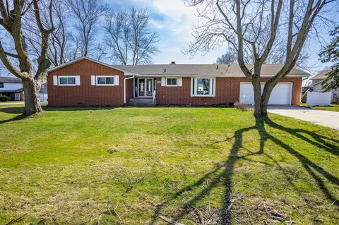 3314 Rustic Ln, Crown Point, IN 46307