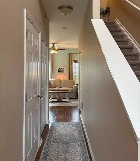 Entry Way - 7614 E 111th Ln, Crown Point, IN 46307 photo 2 of 2