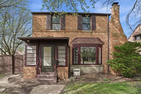 921 173rd St, Hammond, IN 46324