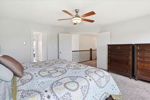 Bedroom - 8123 W 102nd Ave, Saint John, IN 46373 photo 2 of 4