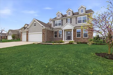 8123 W 102nd Ave, Saint John, IN 46373