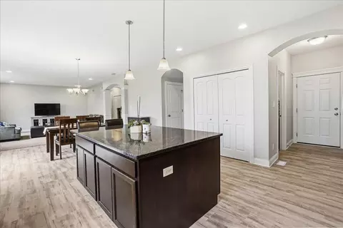 Entry Way - 8123 W 102nd Ave, Saint John, IN 46373 photo 6 of 9