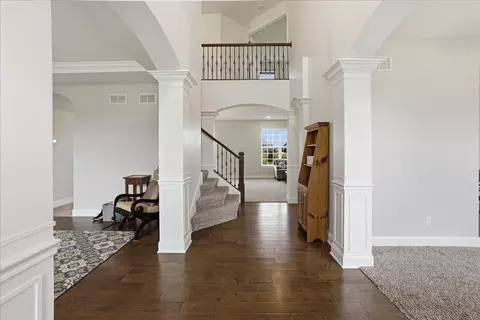 Entry Way - 8123 W 102nd Ave, Saint John, IN 46373 photo 1 of 9