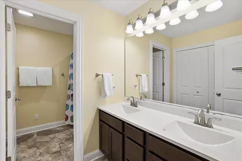 Bath - 8123 W 102nd Ave, Saint John, IN 46373 photo 2 of 4