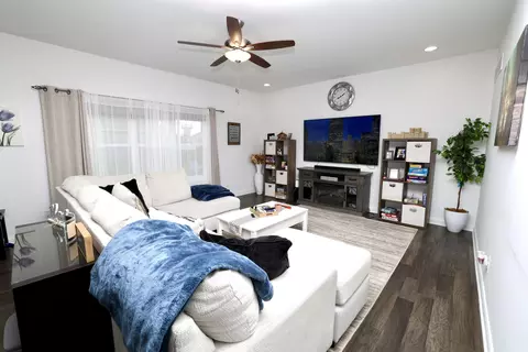 Living - 11555 Newton St, Crown Point, IN 46307 photo 1 of 1