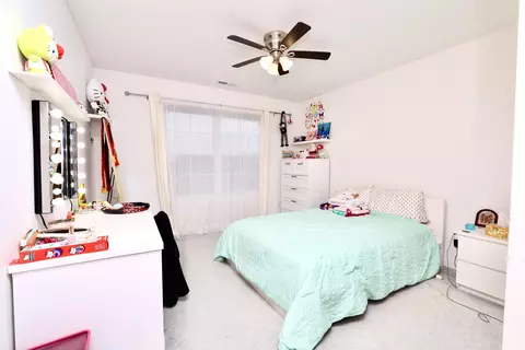 Bedroom - 11555 Newton St, Crown Point, IN 46307 photo 2 of 8