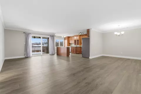 Living - 2545 E Lakeshore Dr #A71, Crown Point, IN 46307 photo 3 of 6