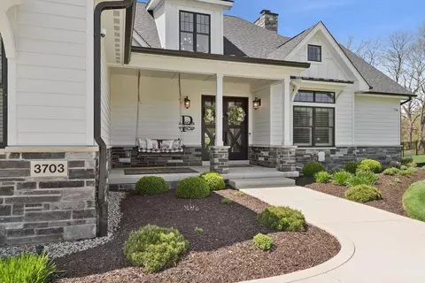 3703 Elio Way, Valparaiso, IN 46385