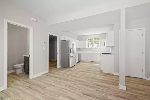 Entry Way - 1162 Putman Pl, Chesterton, IN 46304 photo 1 of 1