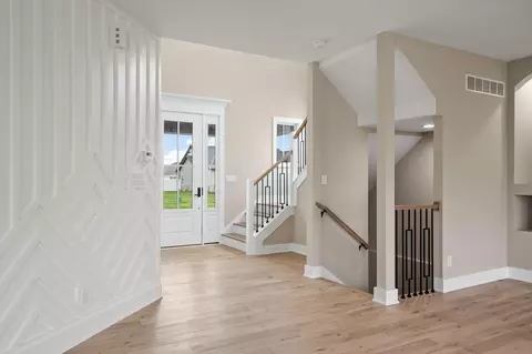 Entry Way - 9430 Iris Dr, Saint John, IN 46373 photo 6 of 9