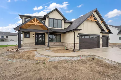 Exterior - 9430 Iris Dr, Saint John, IN 46373 photo 6 of 10