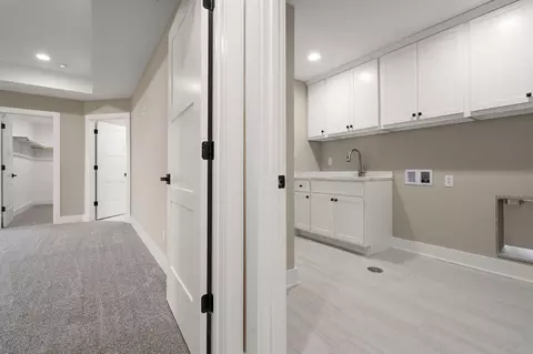 Entry Way - 9430 Iris Dr, Saint John, IN 46373 photo 9 of 9