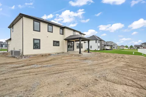 Exterior - 9430 Iris Dr, Saint John, IN 46373 photo 8 of 10